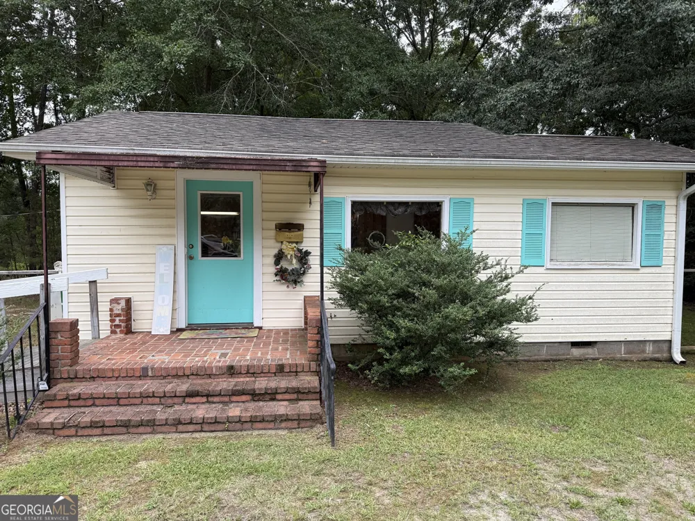 122 Northeast ST E Monticello, GA 31064