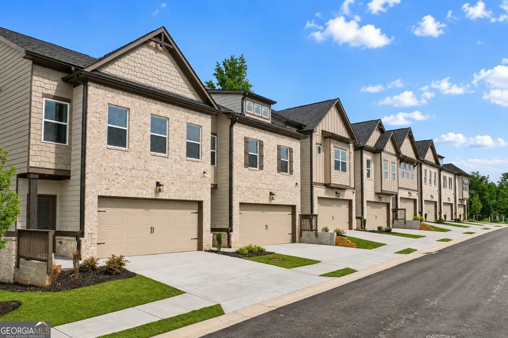 4322 Fern River Bend Norcross, GA 30093