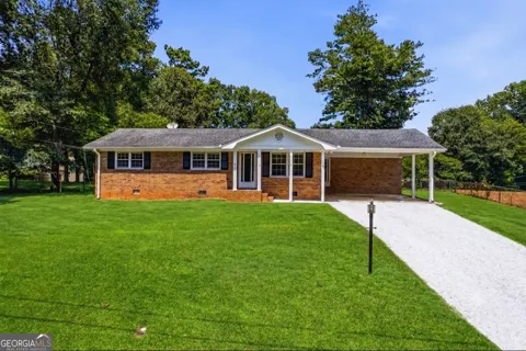 3940 Hubert DR