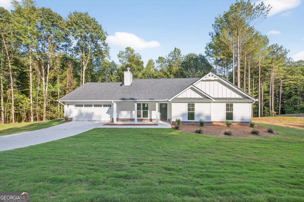 44 Sycamore DR Colbert, GA 30628
