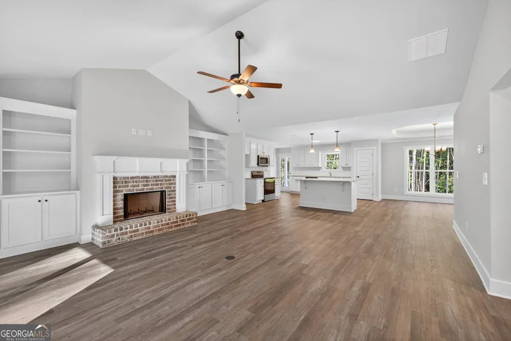 44 Sycamore DR Colbert, GA 30628