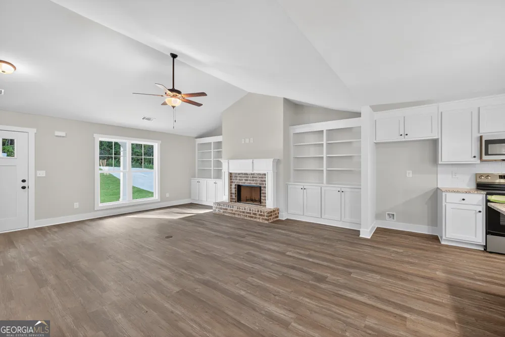 44 Sycamore DR Colbert, GA 30628