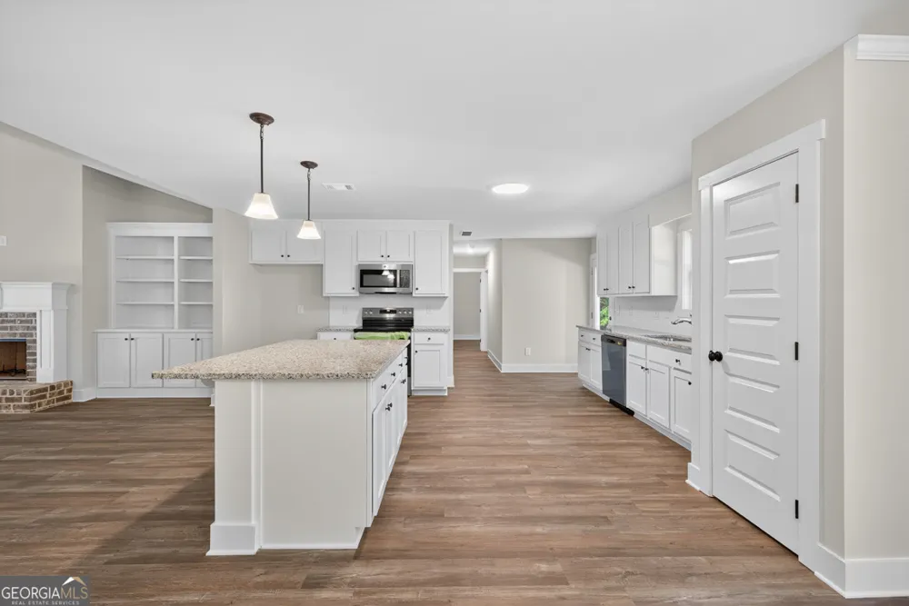 44 Sycamore DR Colbert, GA 30628