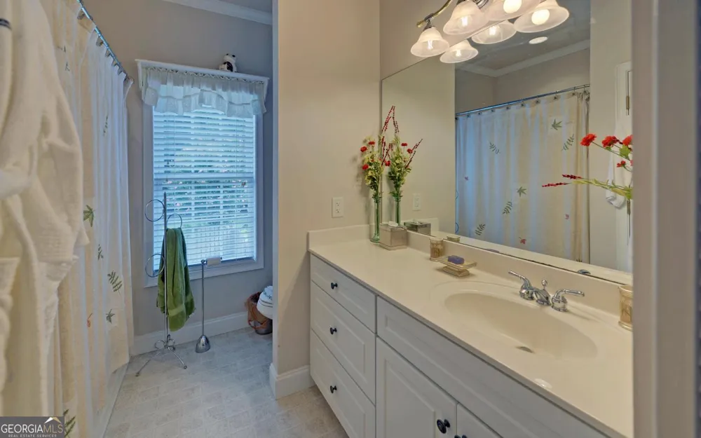 220 Azalea DR Hartwell, GA 30643