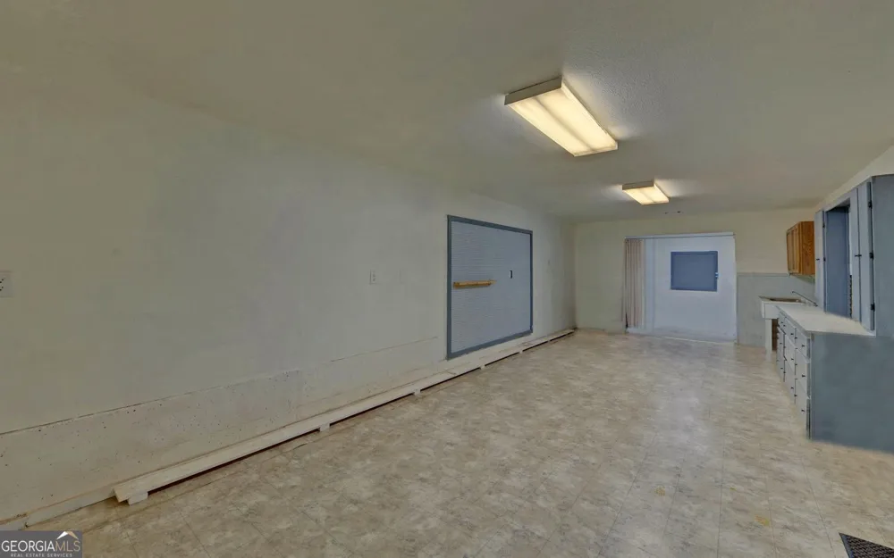220 Azalea DR Hartwell, GA 30643