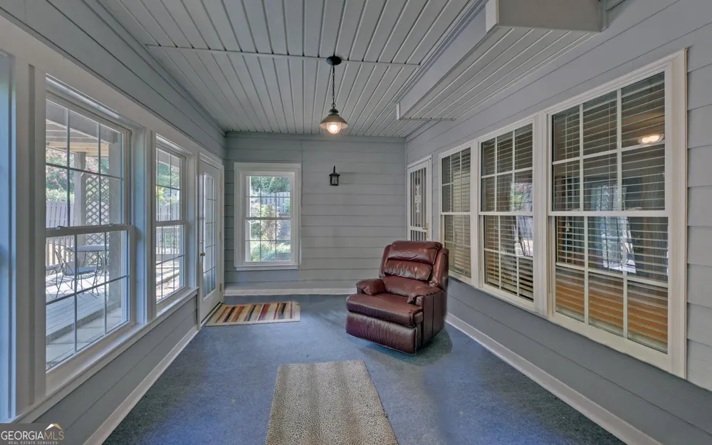 220 Azalea DR Hartwell, GA 30643