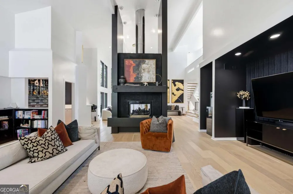 13 Heards Overlook CT Sandy Springs, GA 30328