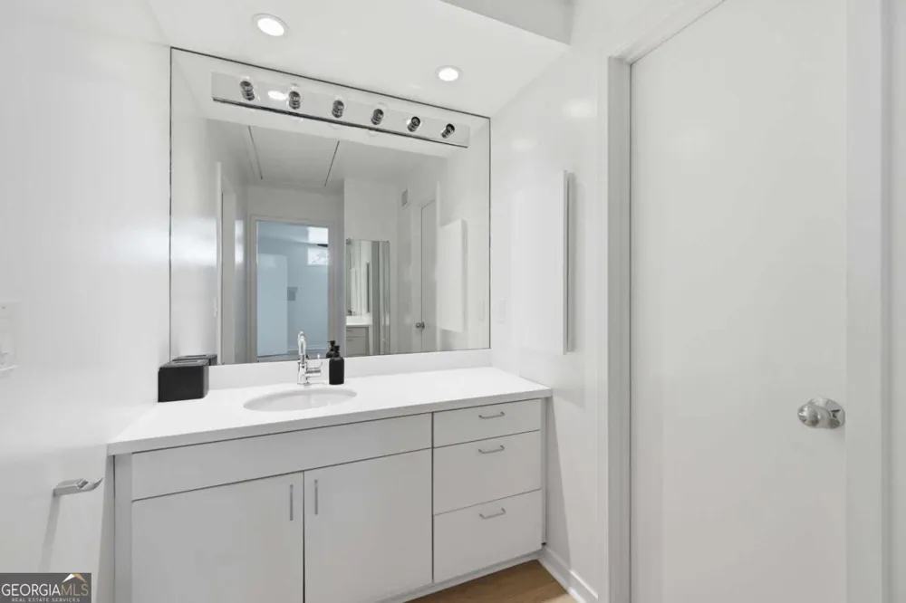 13 Heards Overlook CT Sandy Springs, GA 30328