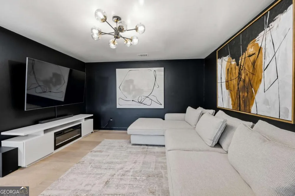 13 Heards Overlook CT Sandy Springs, GA 30328