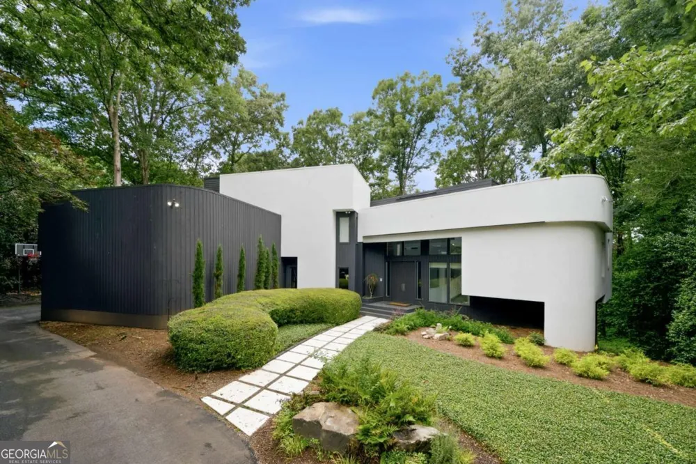 13 Heards Overlook CT Sandy Springs, GA 30328