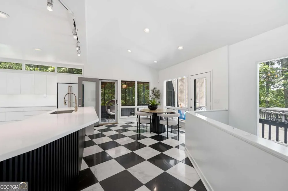 13 Heards Overlook CT Sandy Springs, GA 30328