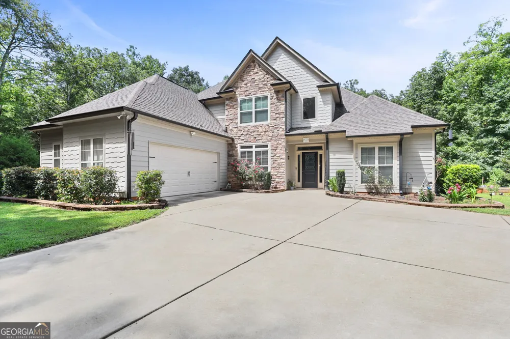 1910 Elders Mill RD Senoia, GA 30276