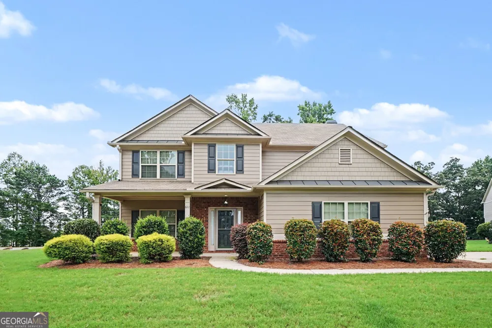 611 Little Bluestem TRL Hoschton, GA 30548