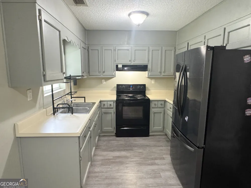 67 Charlton Hazlehurst, GA 31539