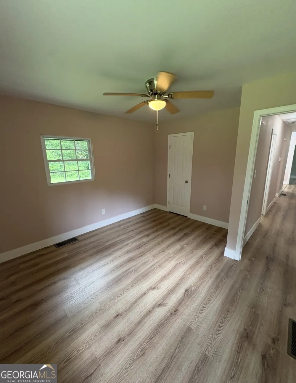 285 Queen Helen LN Jonesboro, GA 30236