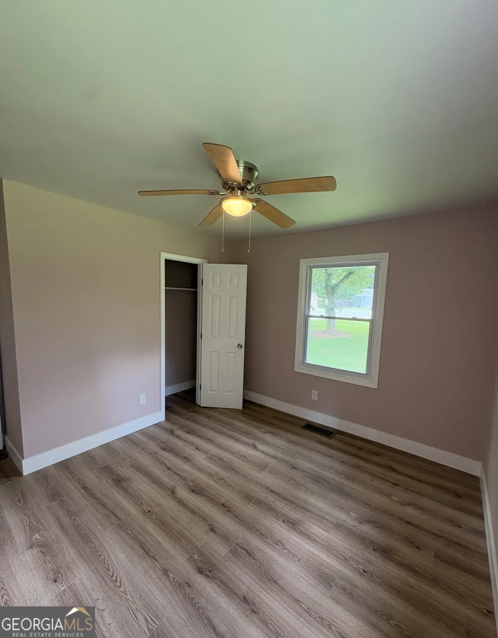 285 Queen Helen LN Jonesboro, GA 30236