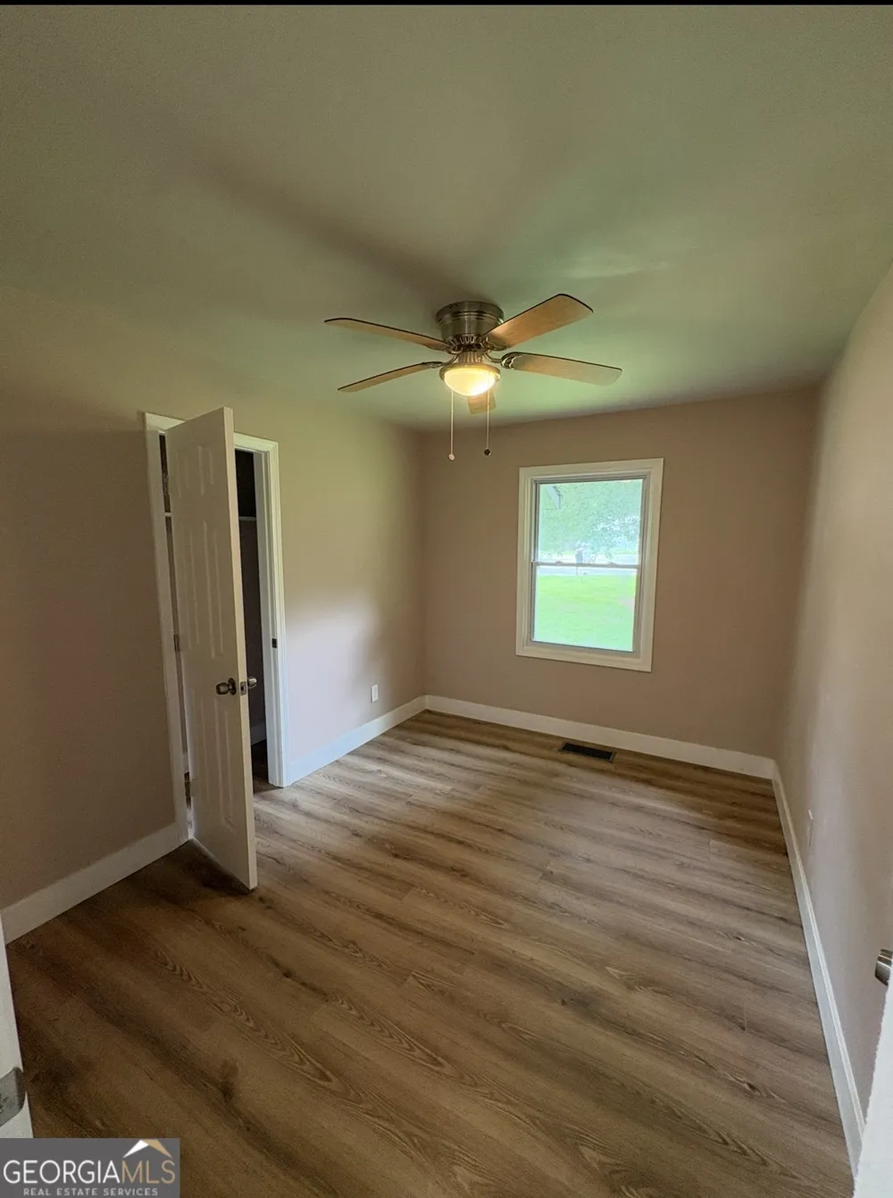 285 Queen Helen LN Jonesboro, GA 30236
