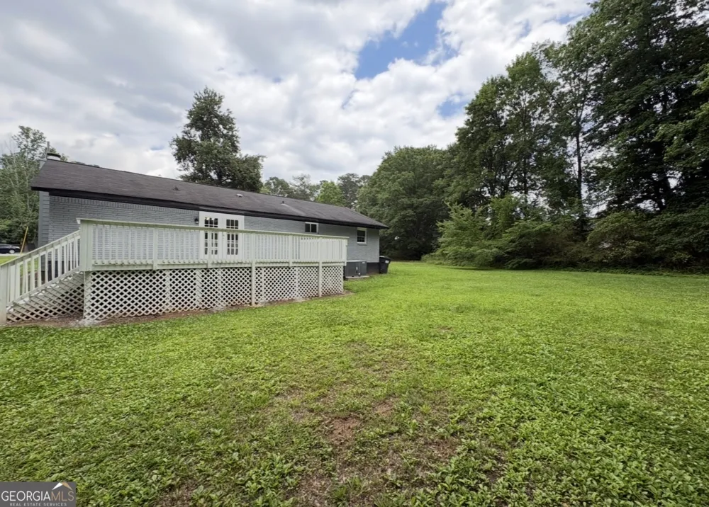 285 Queen Helen LN Jonesboro, GA 30236