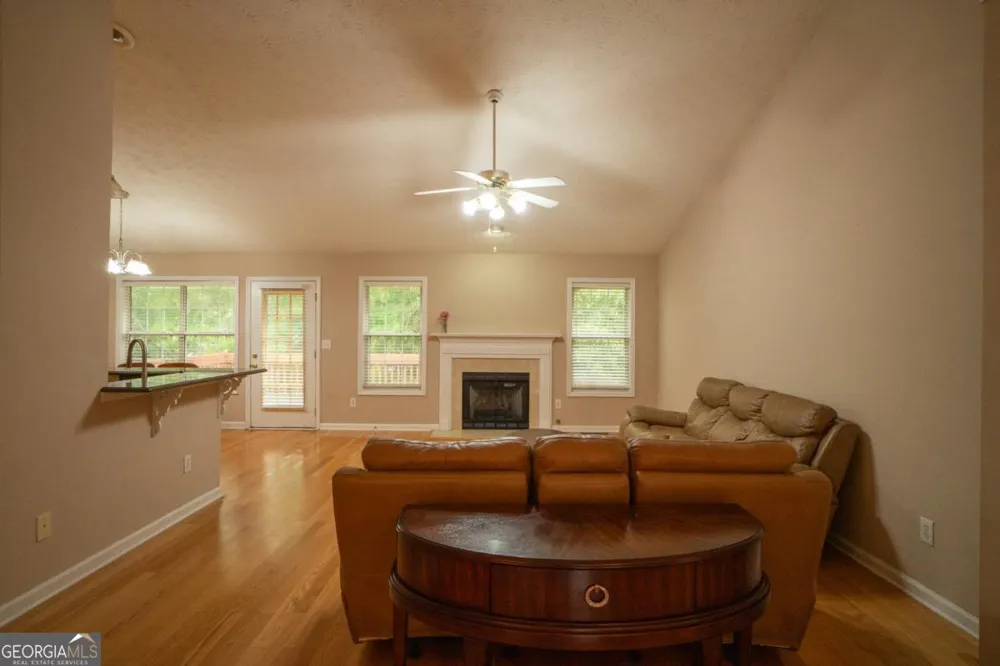 3604 Dunbar LN Suwanee, GA 30024