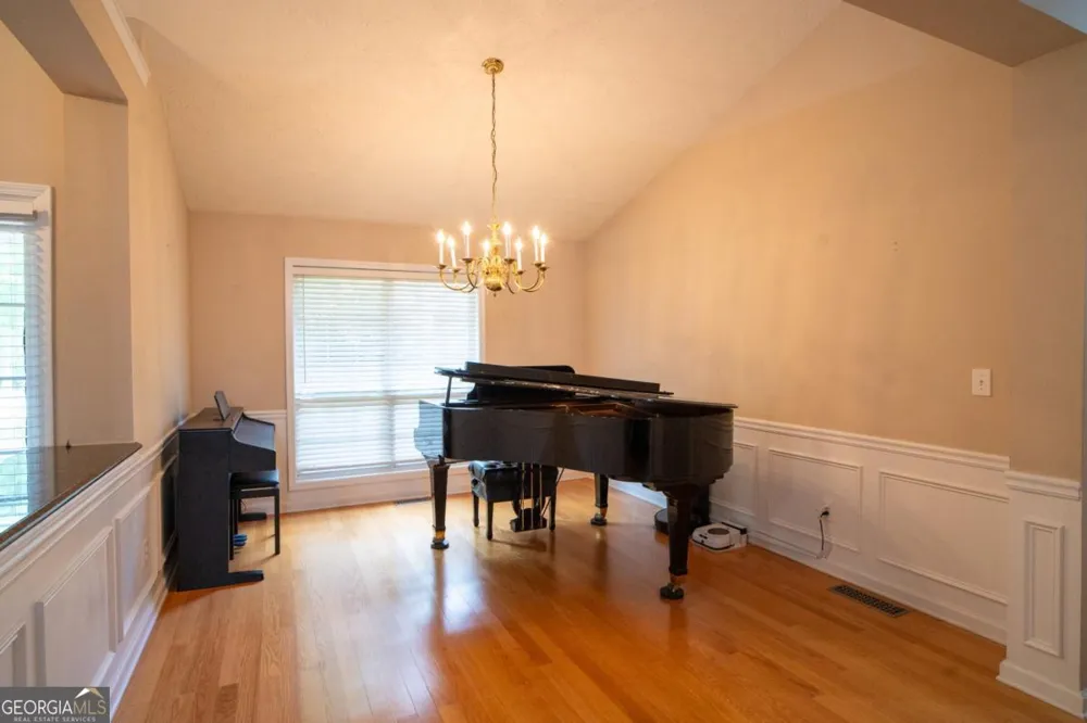 3604 Dunbar LN Suwanee, GA 30024