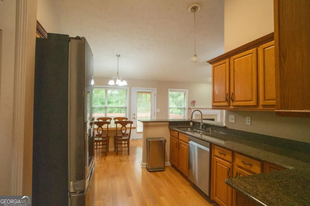 3604 Dunbar LN Suwanee, GA 30024