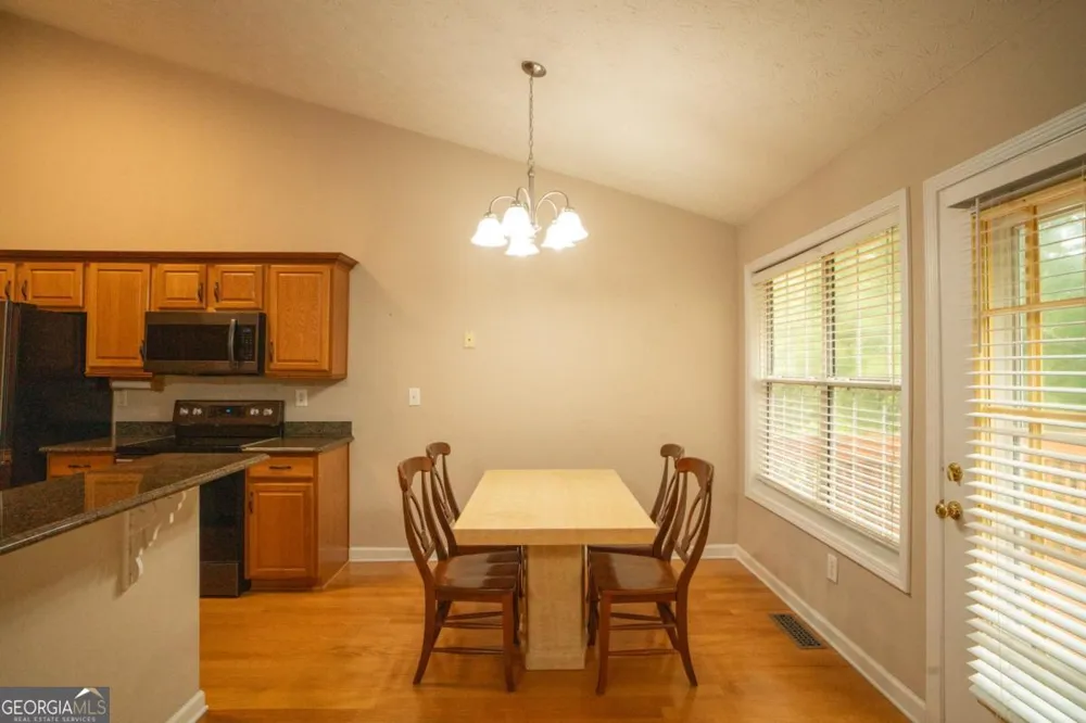 3604 Dunbar LN Suwanee, GA 30024