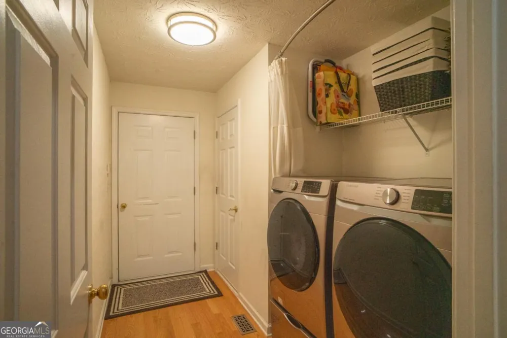 3604 Dunbar LN Suwanee, GA 30024
