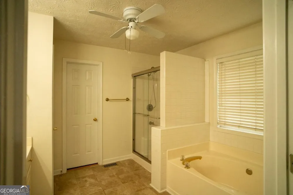 3604 Dunbar LN Suwanee, GA 30024
