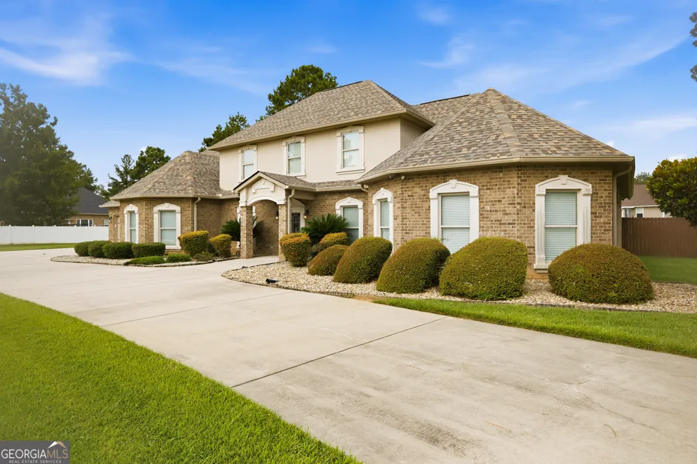 125 J DR S Macon, GA 31216