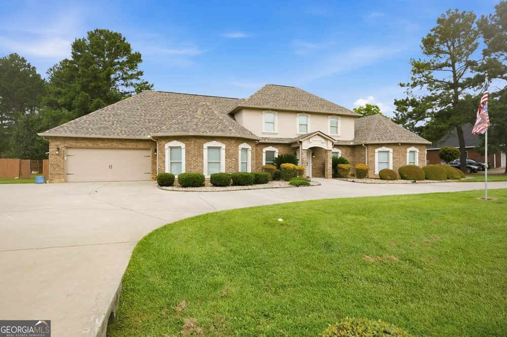 125 J DR S Macon, GA 31216