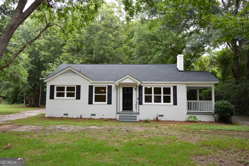 403 Atlanta ST Barnesville, GA 30204