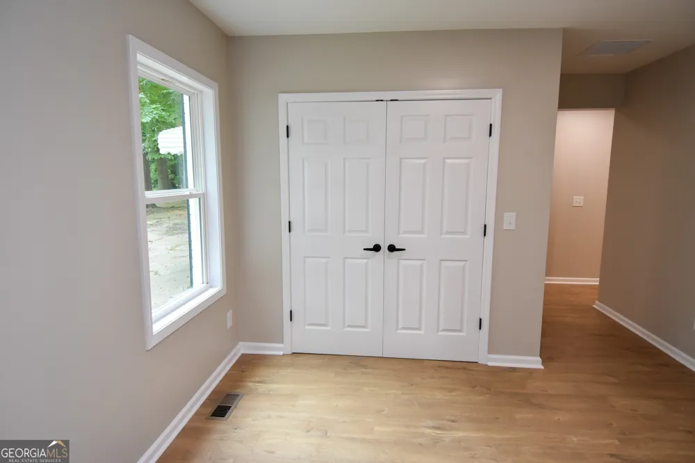 403 Atlanta ST Barnesville, GA 30204