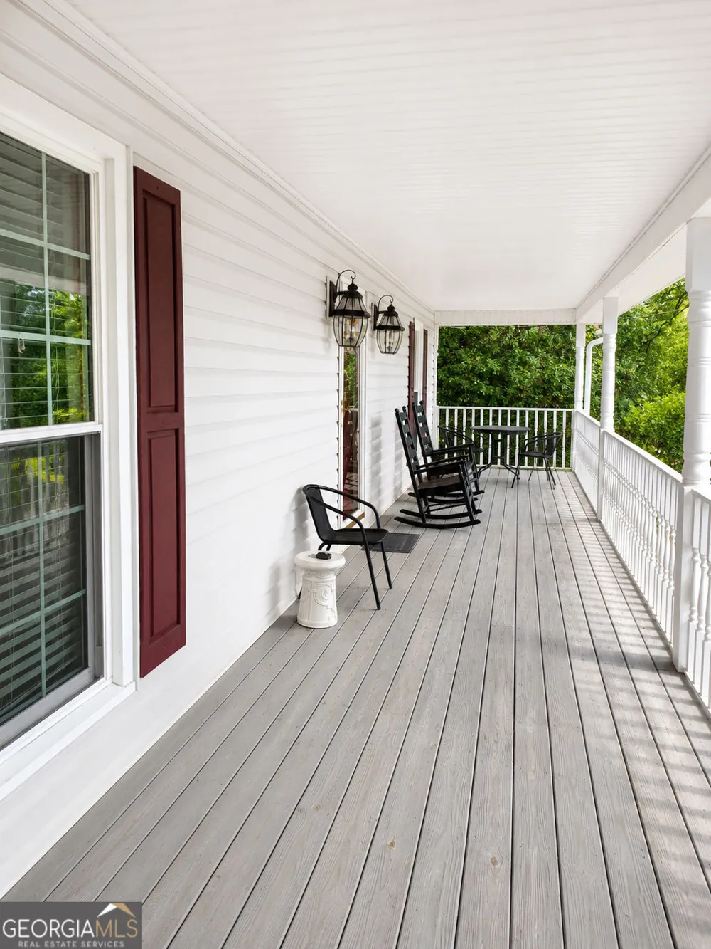 823 Ridge AVE Stone Mountain, GA 30083