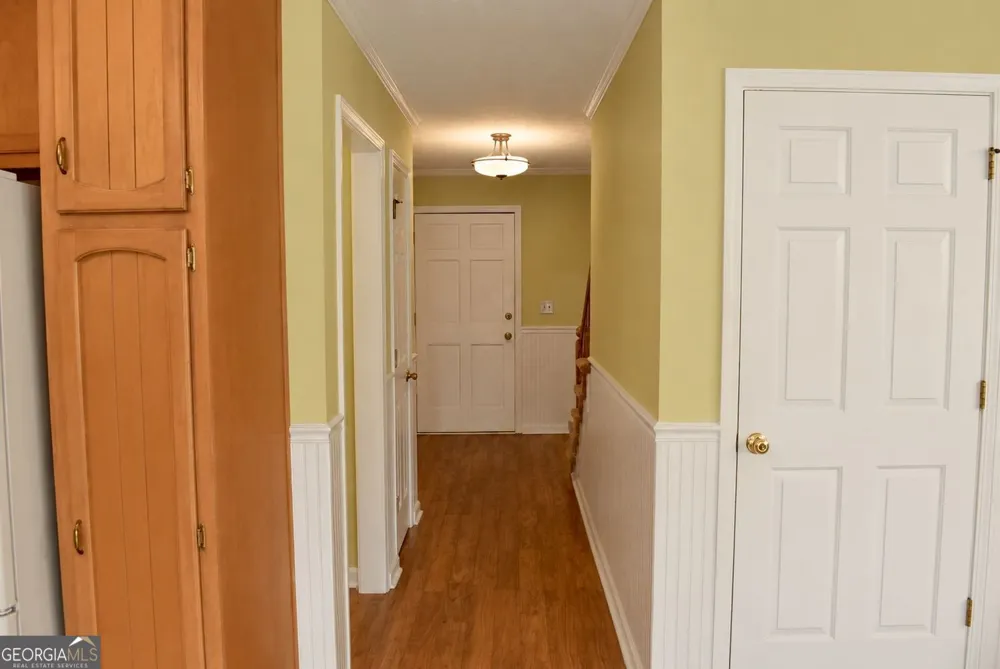 823 Ridge AVE Stone Mountain, GA 30083