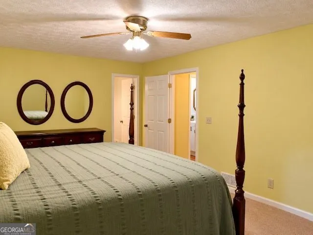 823 Ridge AVE Stone Mountain, GA 30083