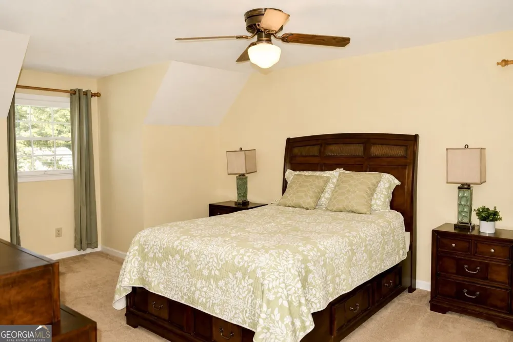 823 Ridge AVE Stone Mountain, GA 30083