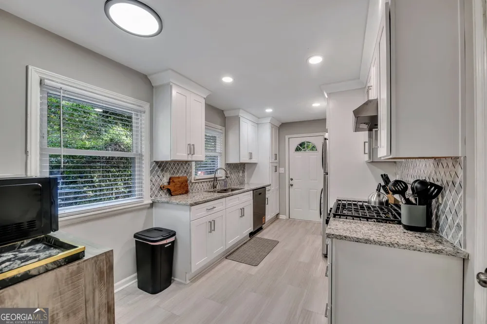 1131 Stoneybrook RD Forest Park, GA 30297