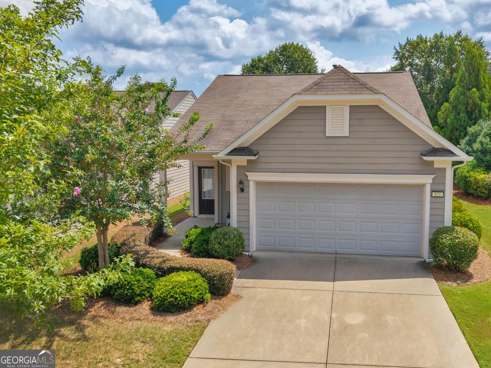 621 Larch Looper DR Griffin, GA 30223