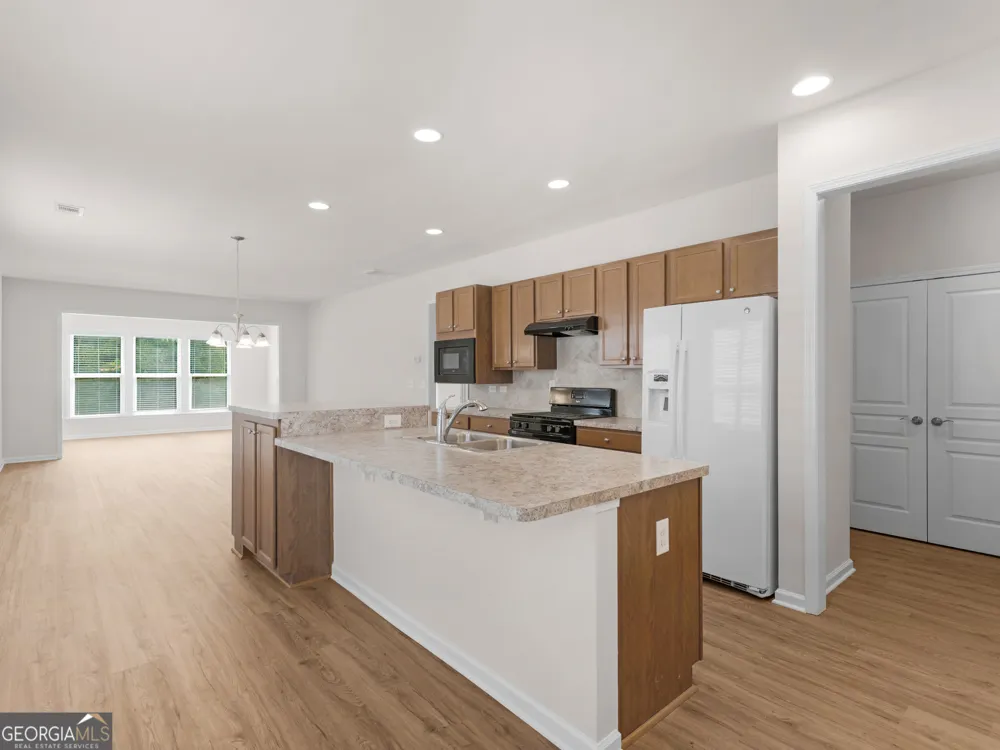 621 Larch Looper DR Griffin, GA 30223