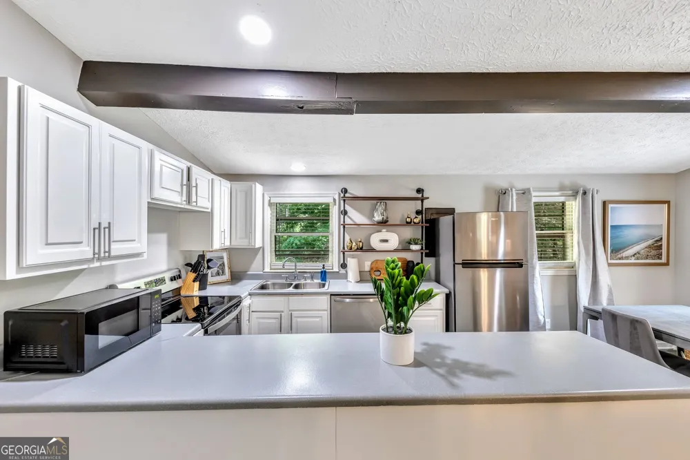165 Cole Lake RD Dallas, GA 30157