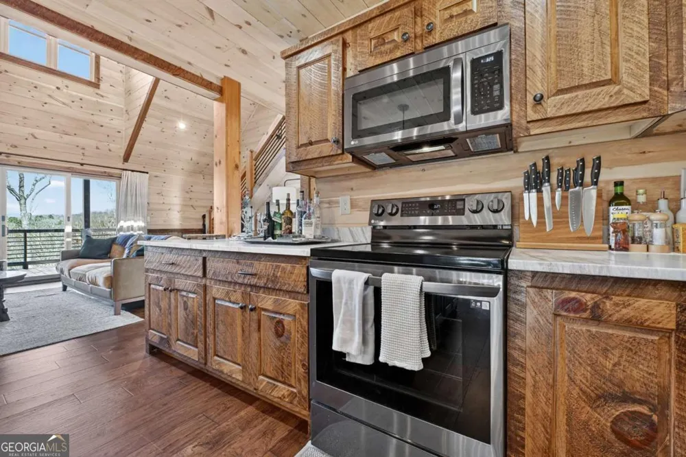 315 River Retreat RD Blue Ridge, GA 30513