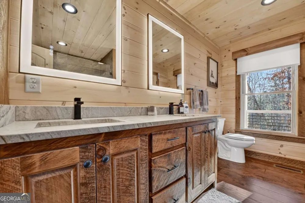 315 River Retreat RD Blue Ridge, GA 30513