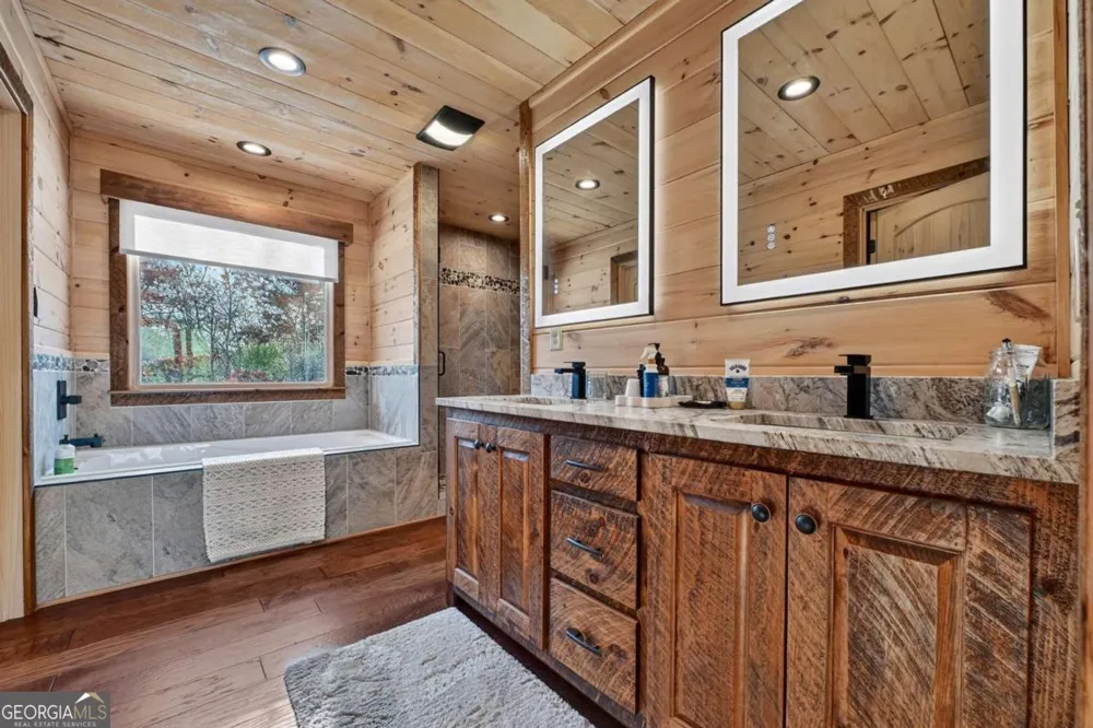 315 River Retreat RD Blue Ridge, GA 30513