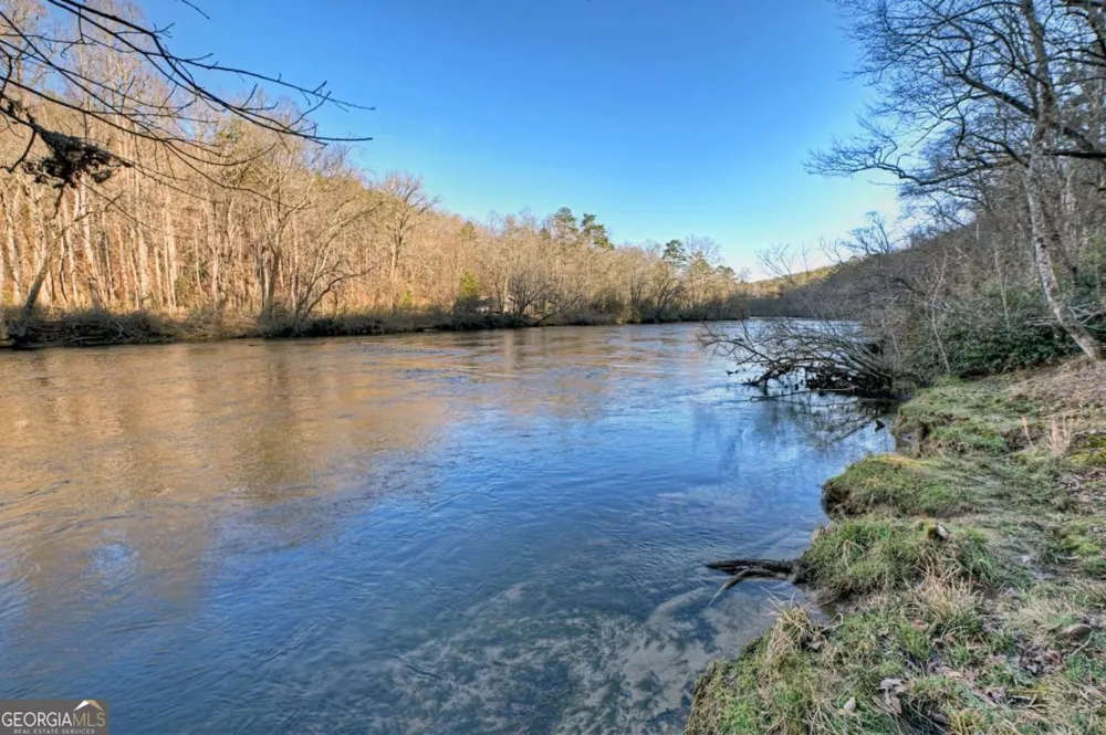 315 River Retreat RD Blue Ridge, GA 30513