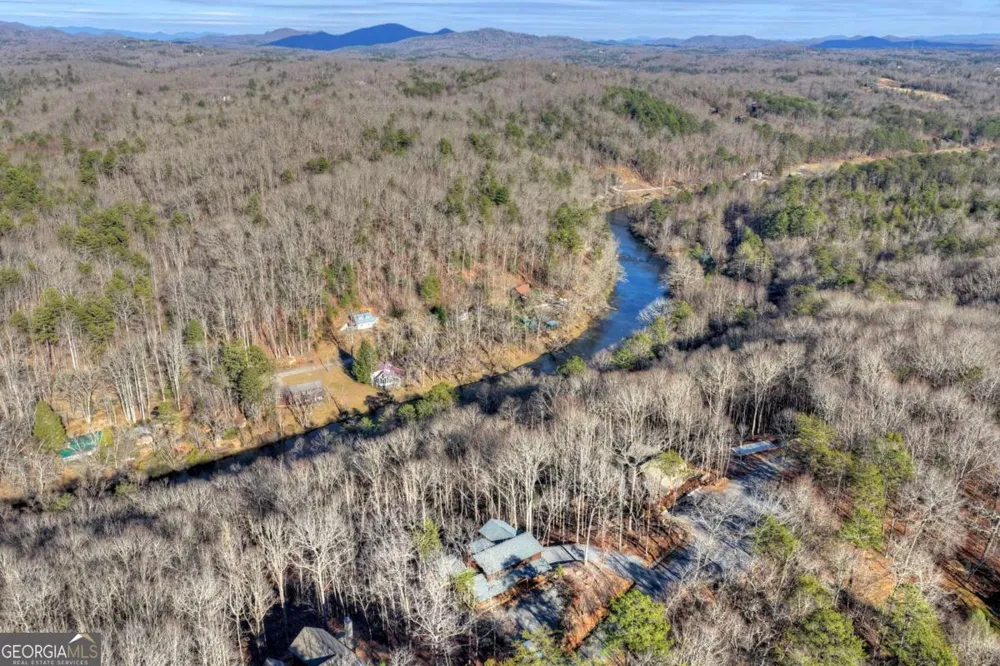 315 River Retreat RD Blue Ridge, GA 30513