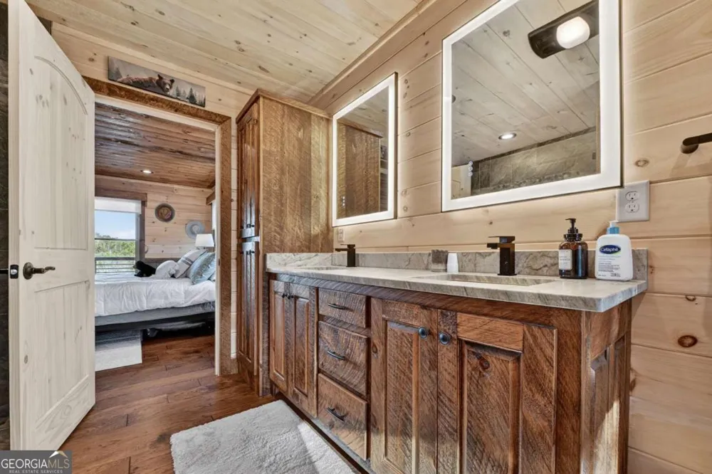 315 River Retreat RD Blue Ridge, GA 30513