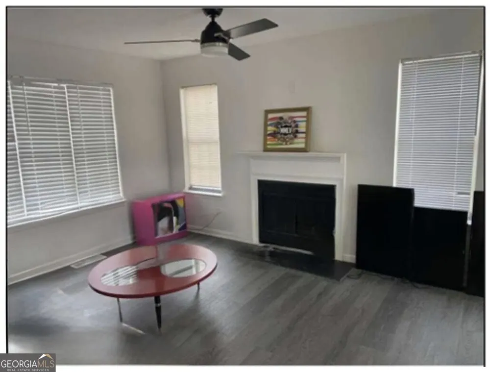6214 Crow CT Rex, GA 30273