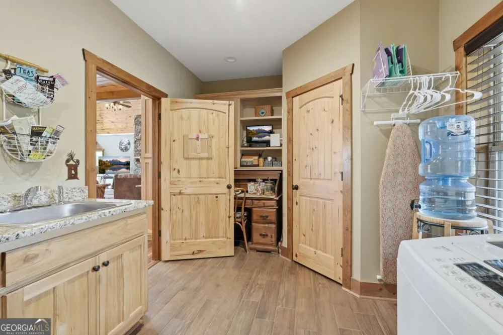 89 Old Steele HOLW Dahlonega, GA 30533
