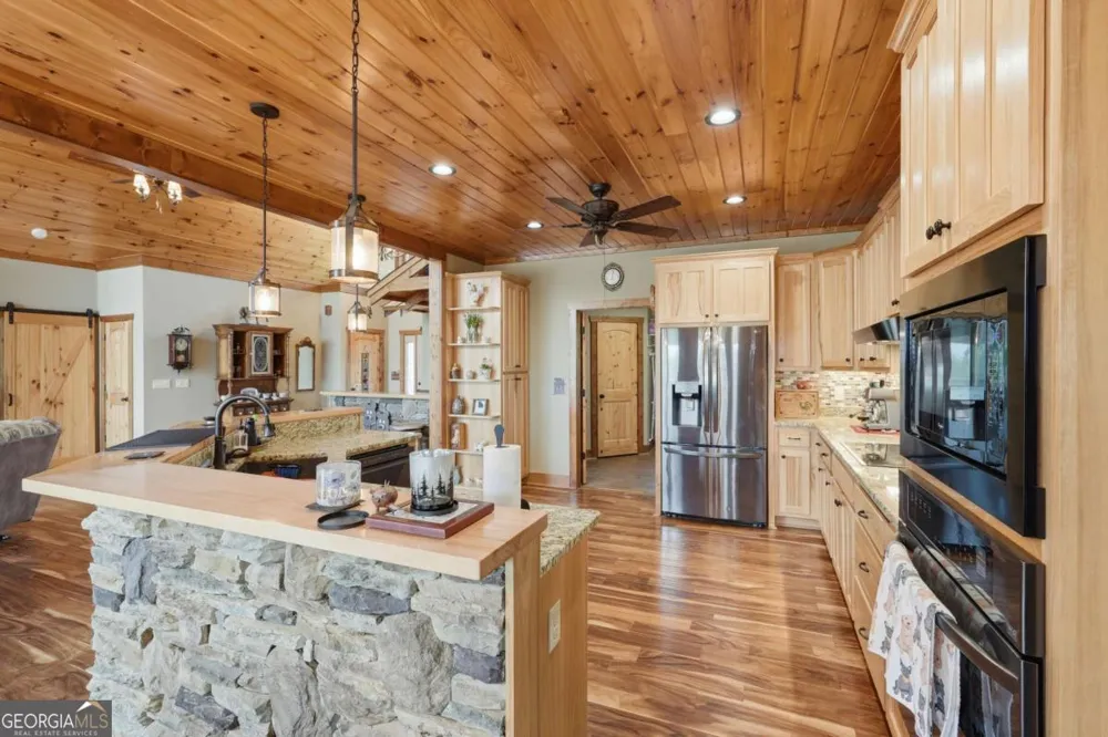 89 Old Steele HOLW Dahlonega, GA 30533