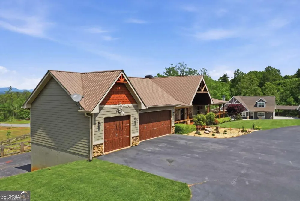 89 Old Steele HOLW Dahlonega, GA 30533